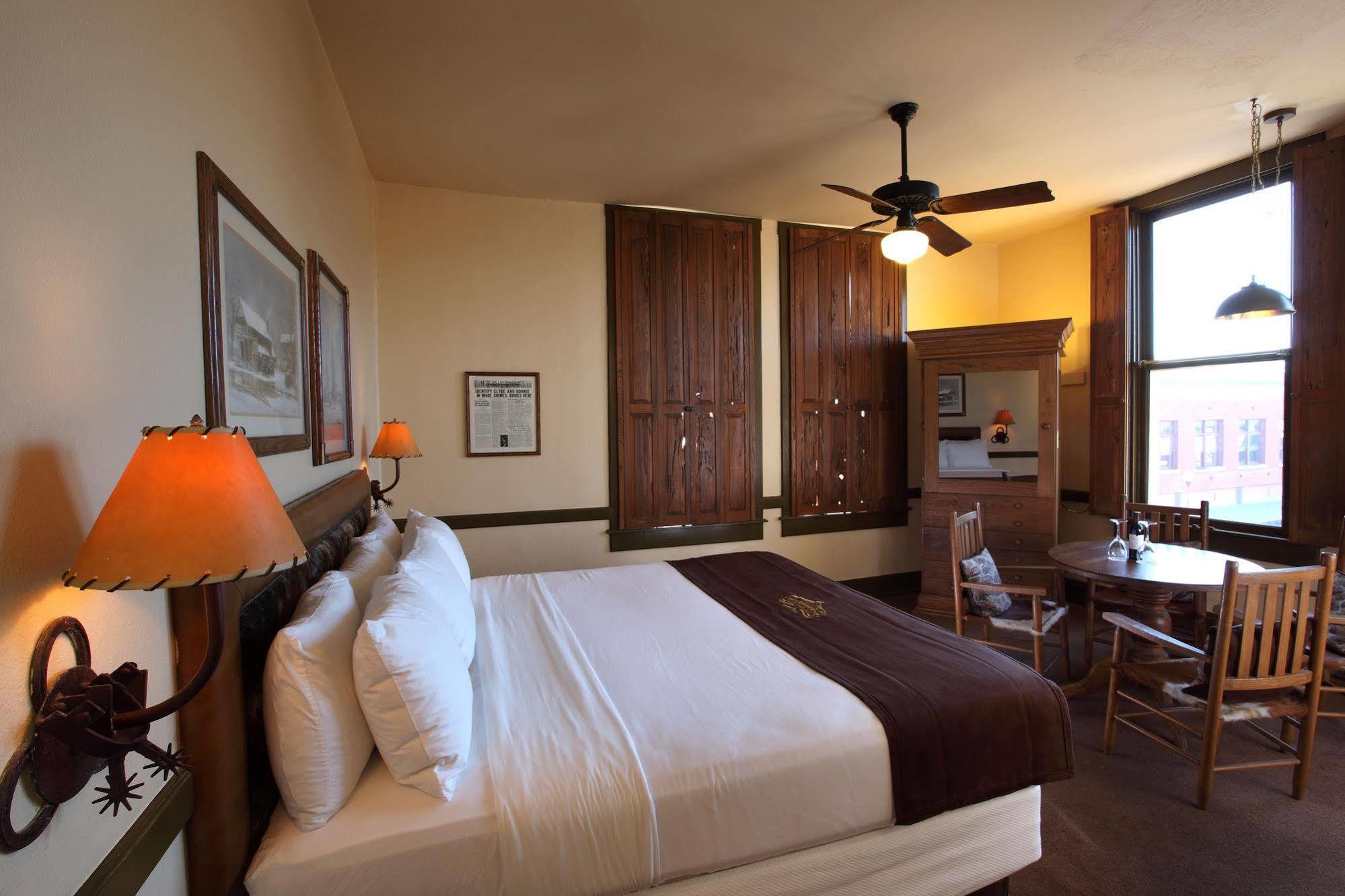 Stockyards Hotel Форт Уорт Екстериор снимка